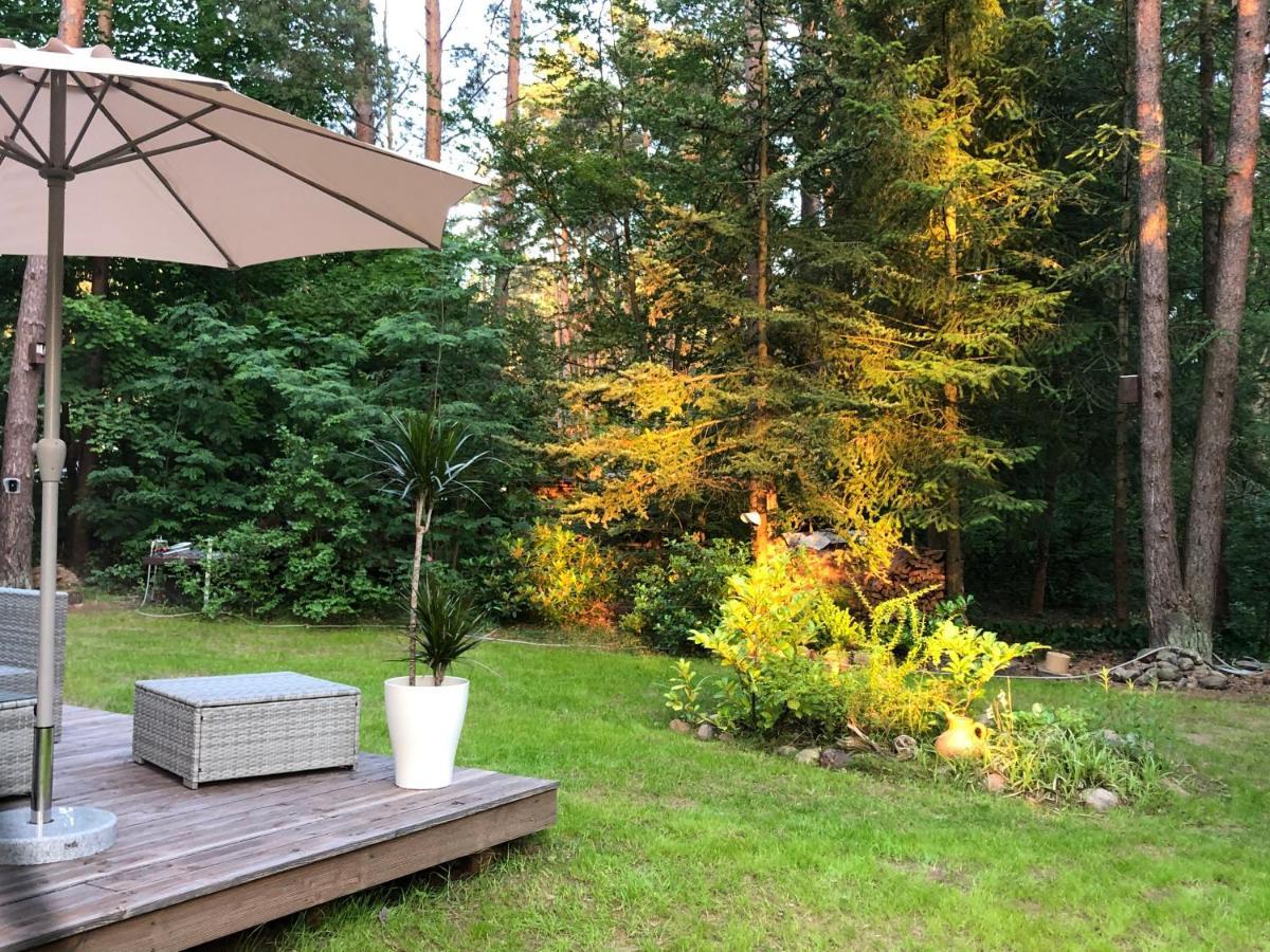 Ferienhaus Reetdach 1300Qm Privatgrundstueck Bootssteg Sauna Templin Luebbesee Uckermark Erholung Pur Seenplatte Petersdorf  外观 照片
